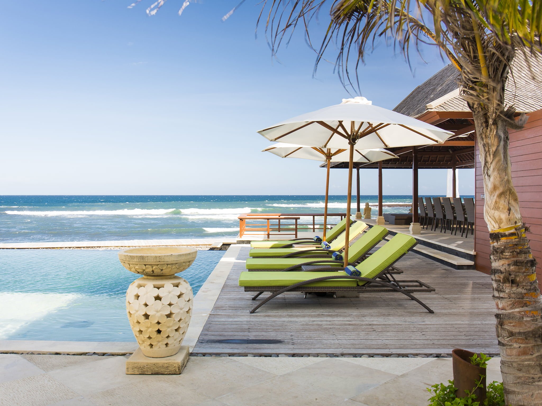 1. villa bayu gita beachfront poolside