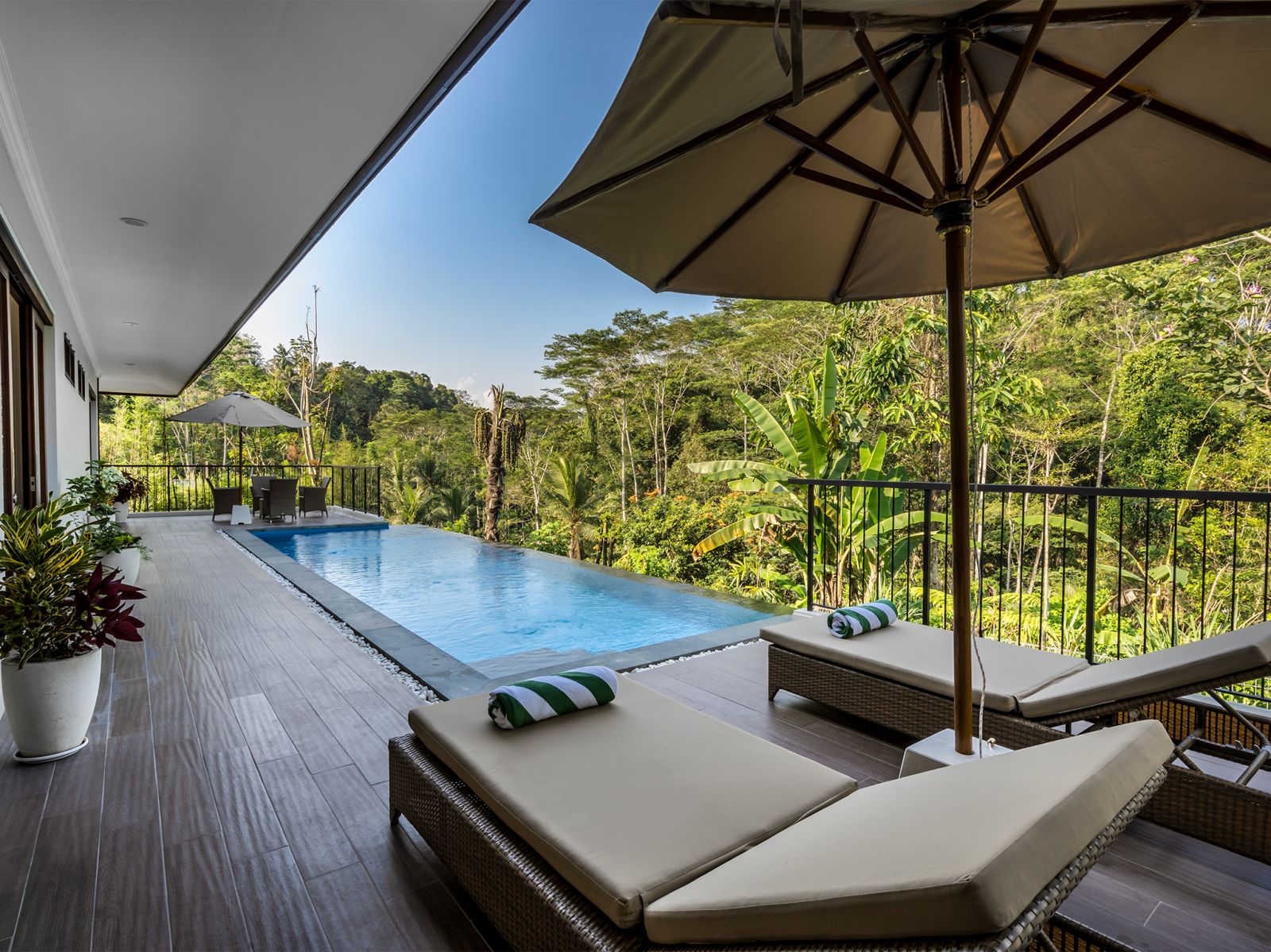 10 pala ubud villa seraya a relax under shady weather by the cantilever pool