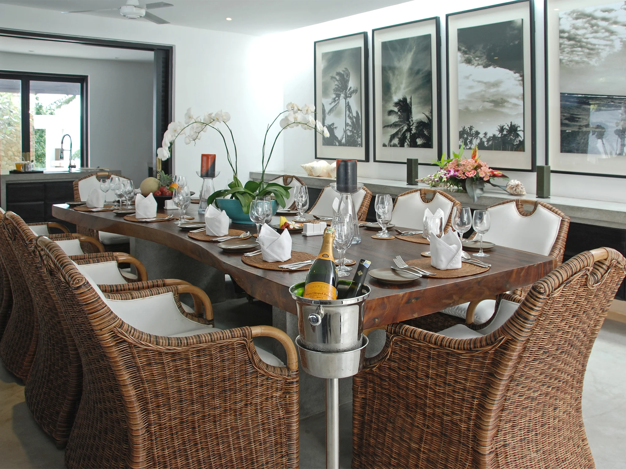 10. villa hana dining table setup