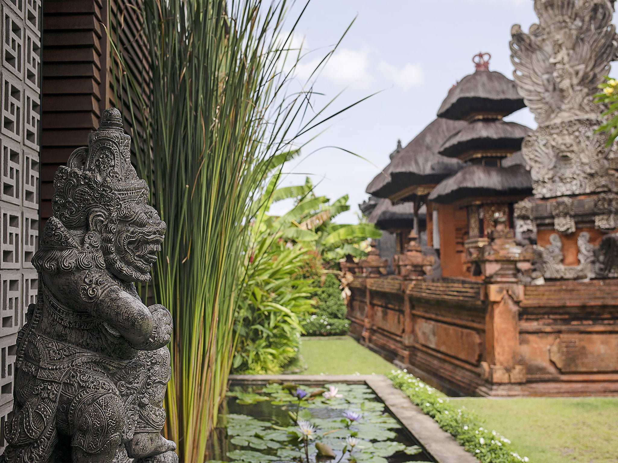 10. villa indrani temple at villa