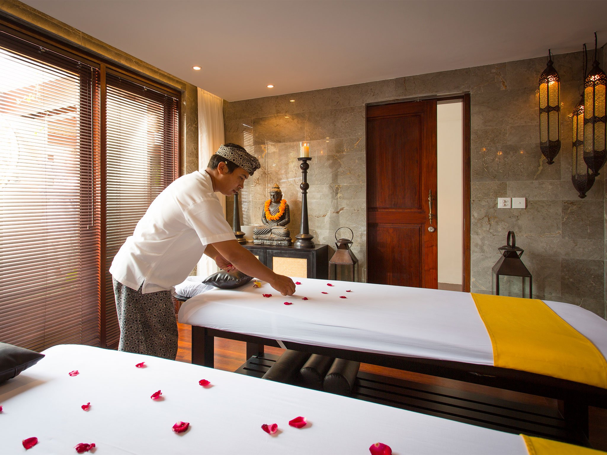 10. villa lilibel massage room