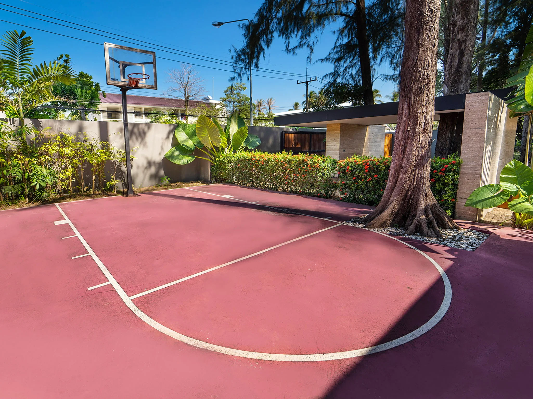 11. grand villa noi basketball court