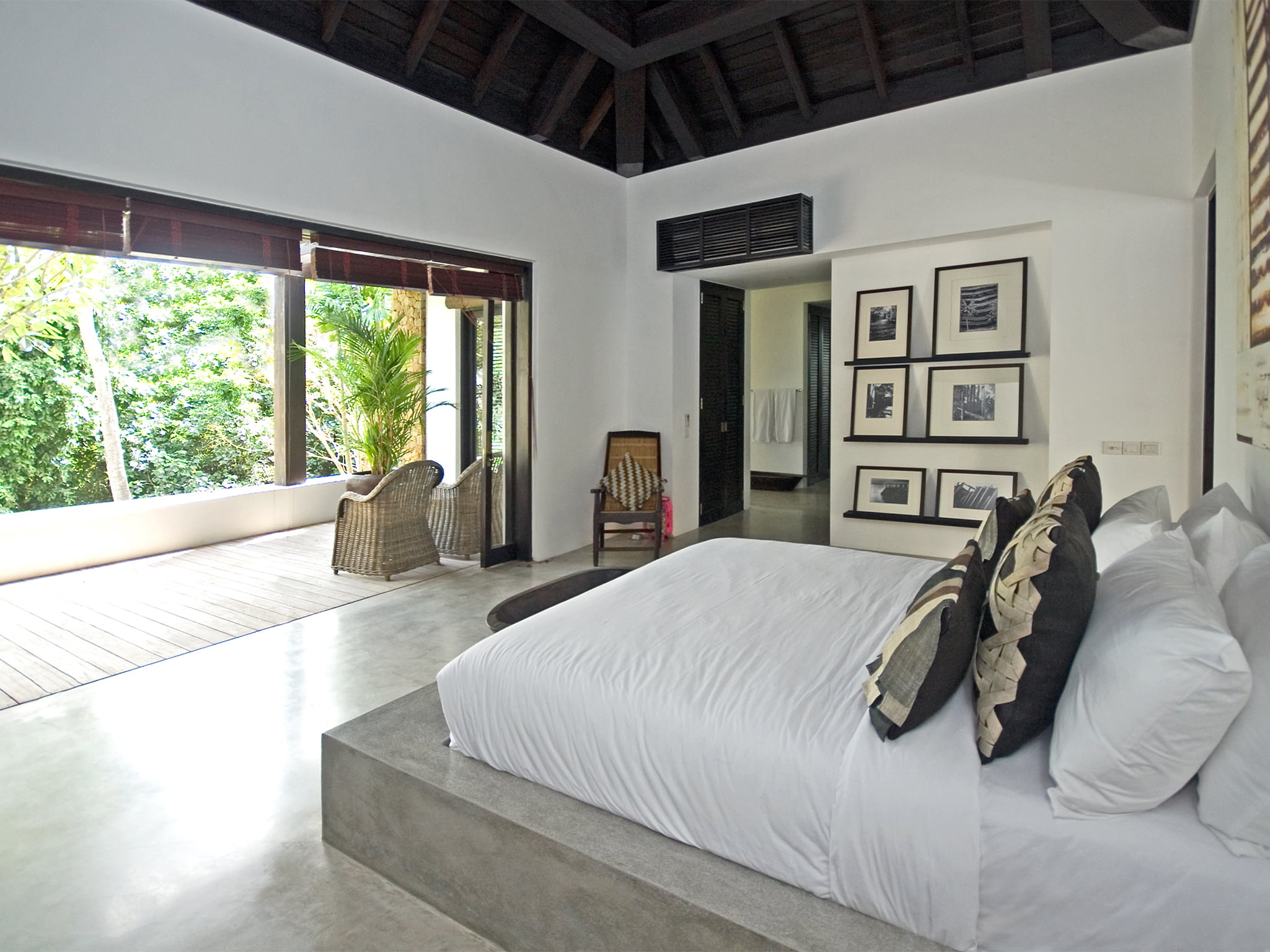 12. villa hana bedroom