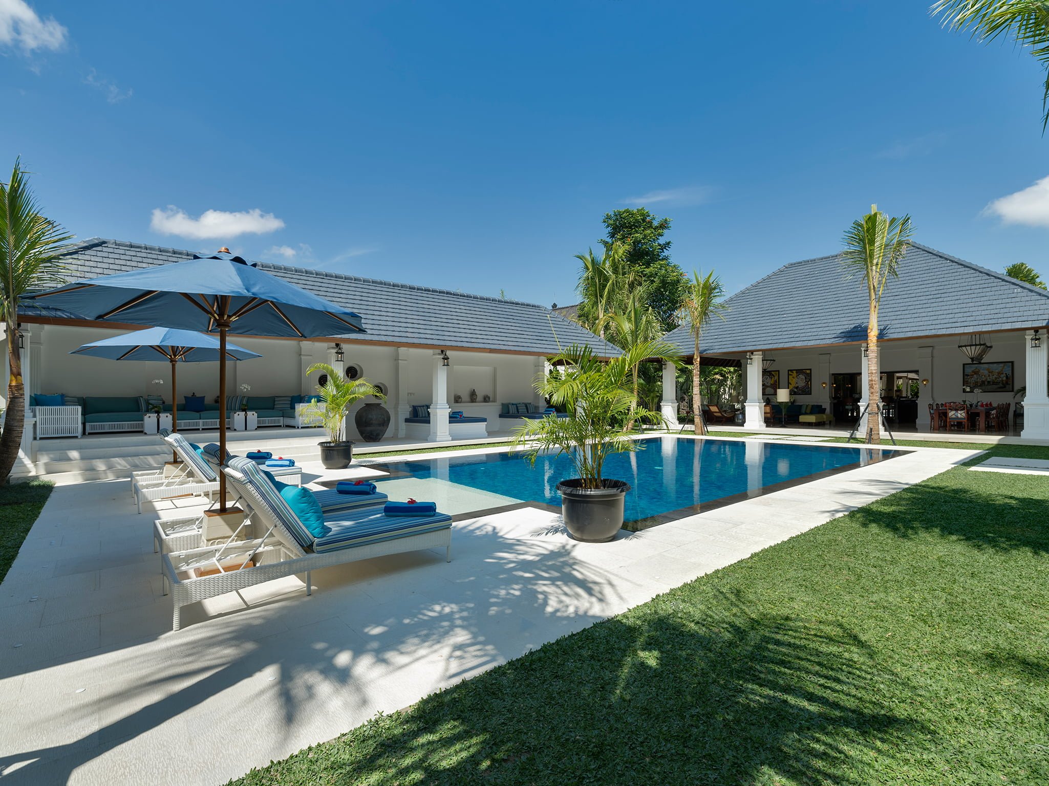 22. villa windu asri lawn and pool