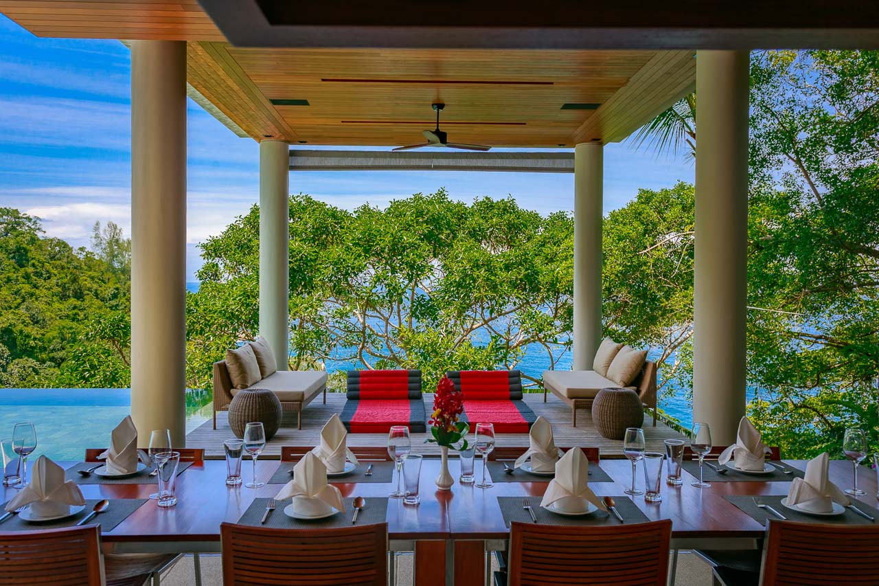 baan banyan poolside dining