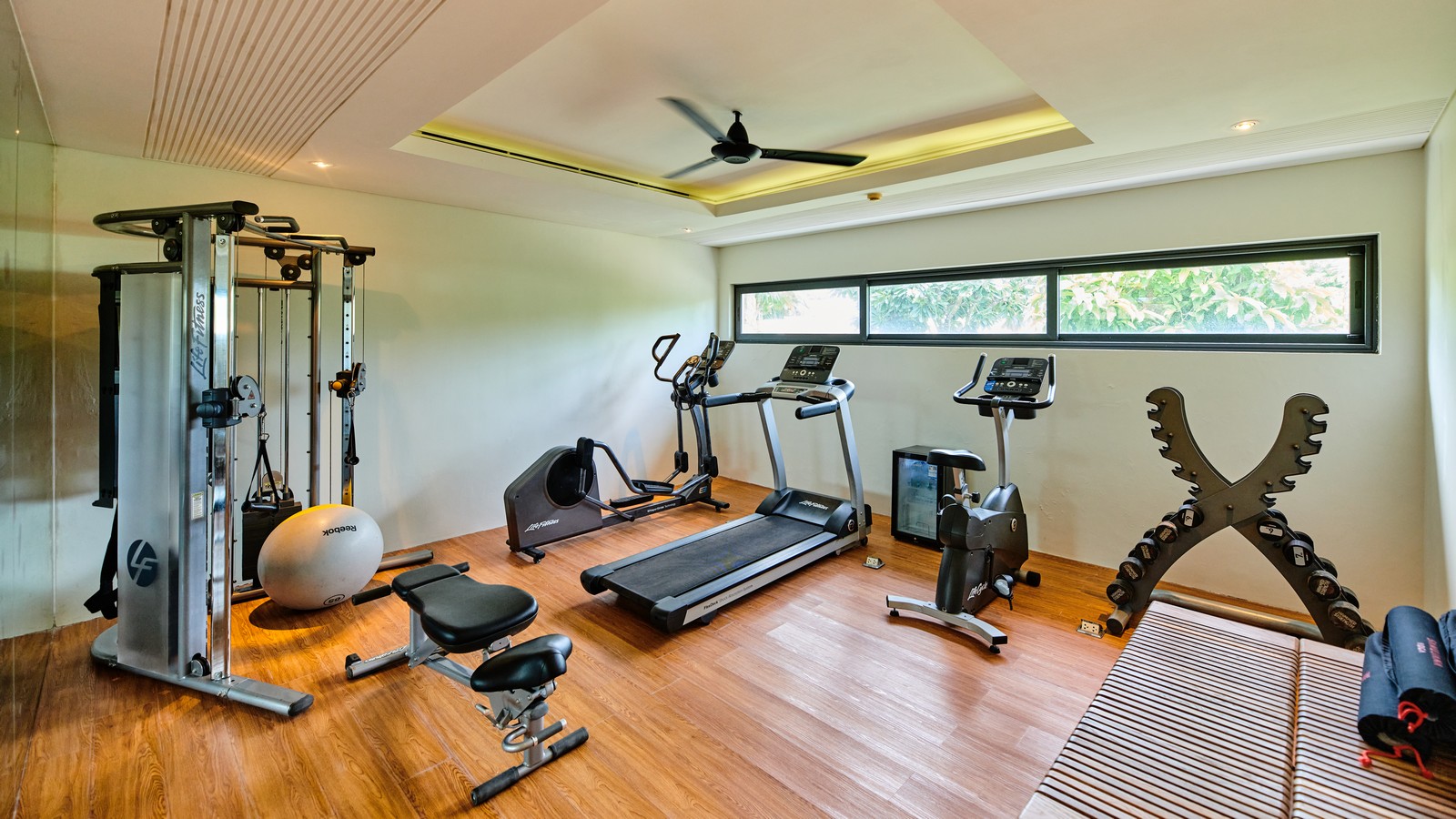 v27 private gym.