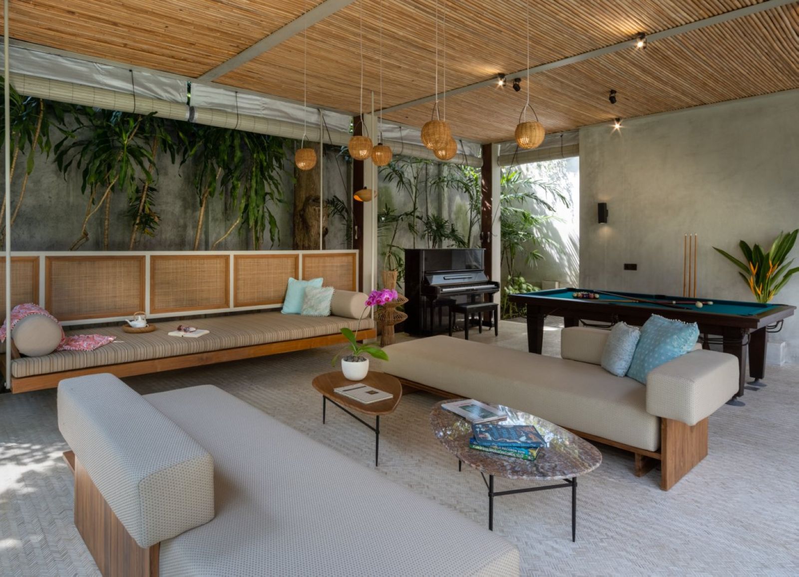 damai gallery 10 outdoor living room