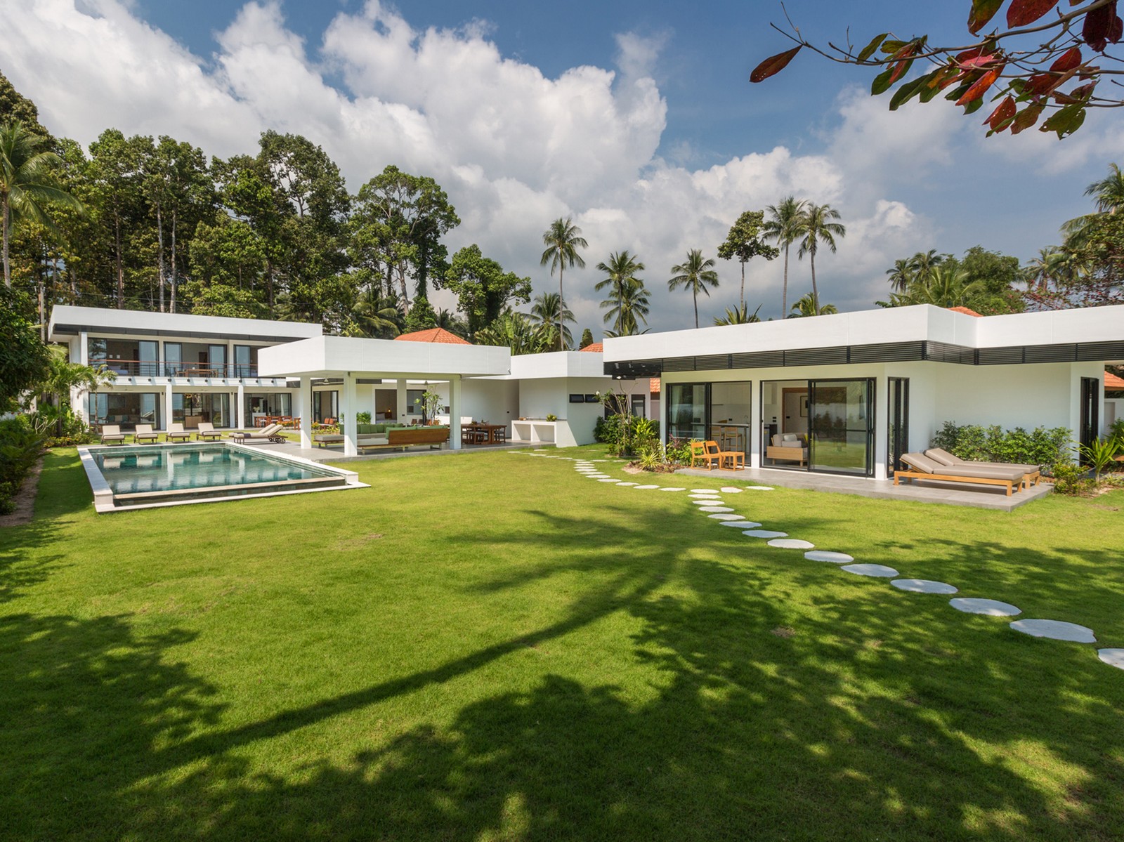 02 villa thansamaay modern luxury beachfront villa
