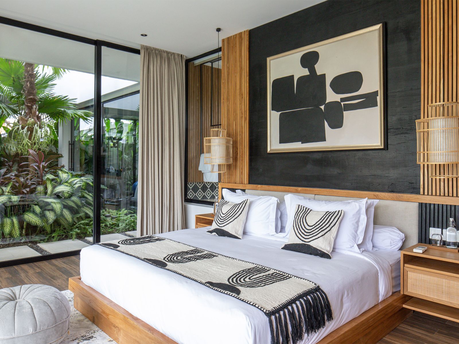 19 villa norbu cosy guest bedroom
