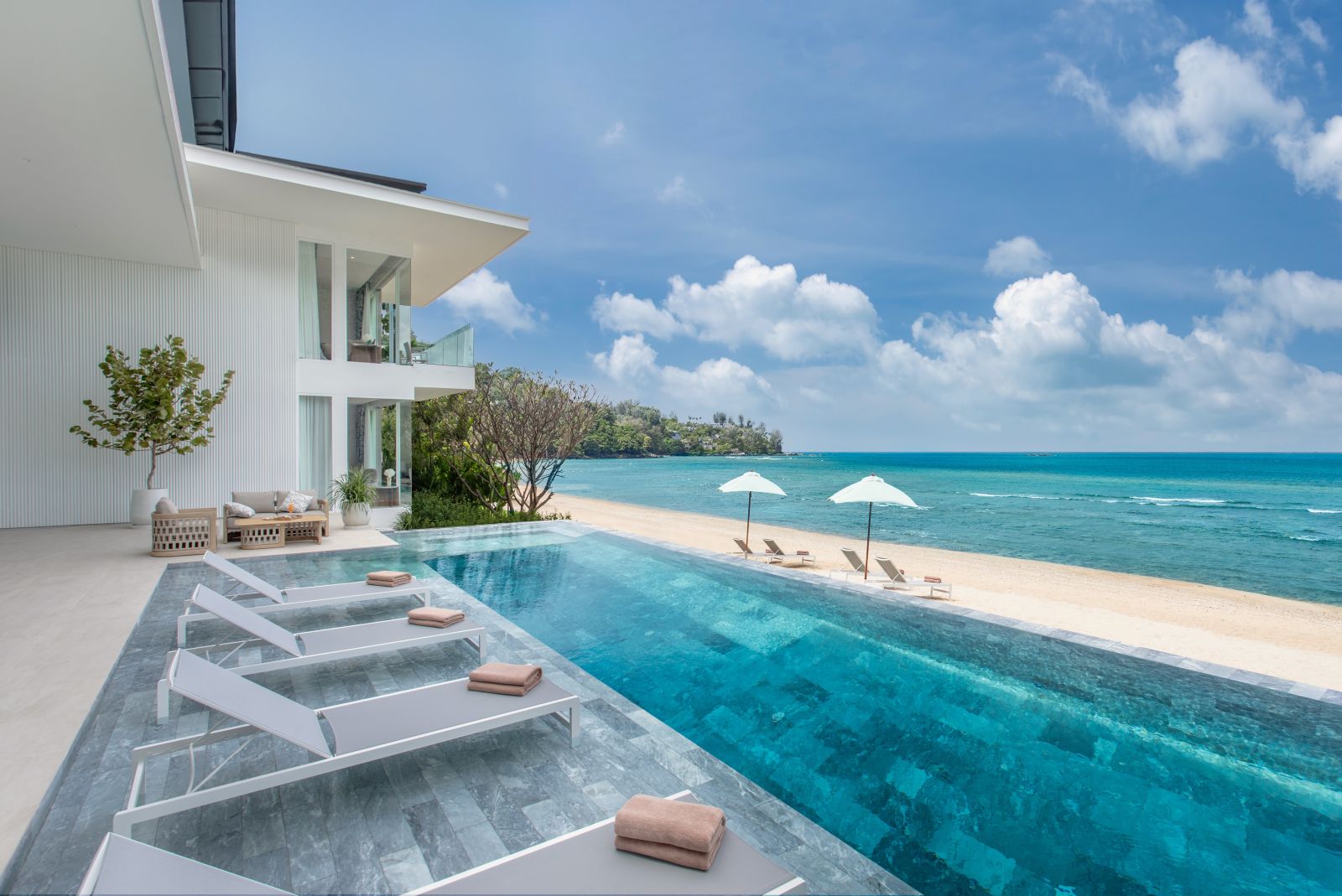 villa amann phuket pool area 7